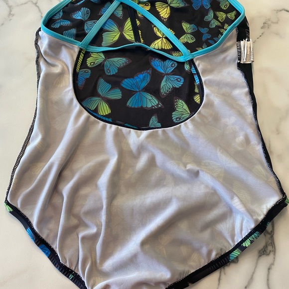 Nike girls butterfly swimsuit size large. - Picture 10 of 12